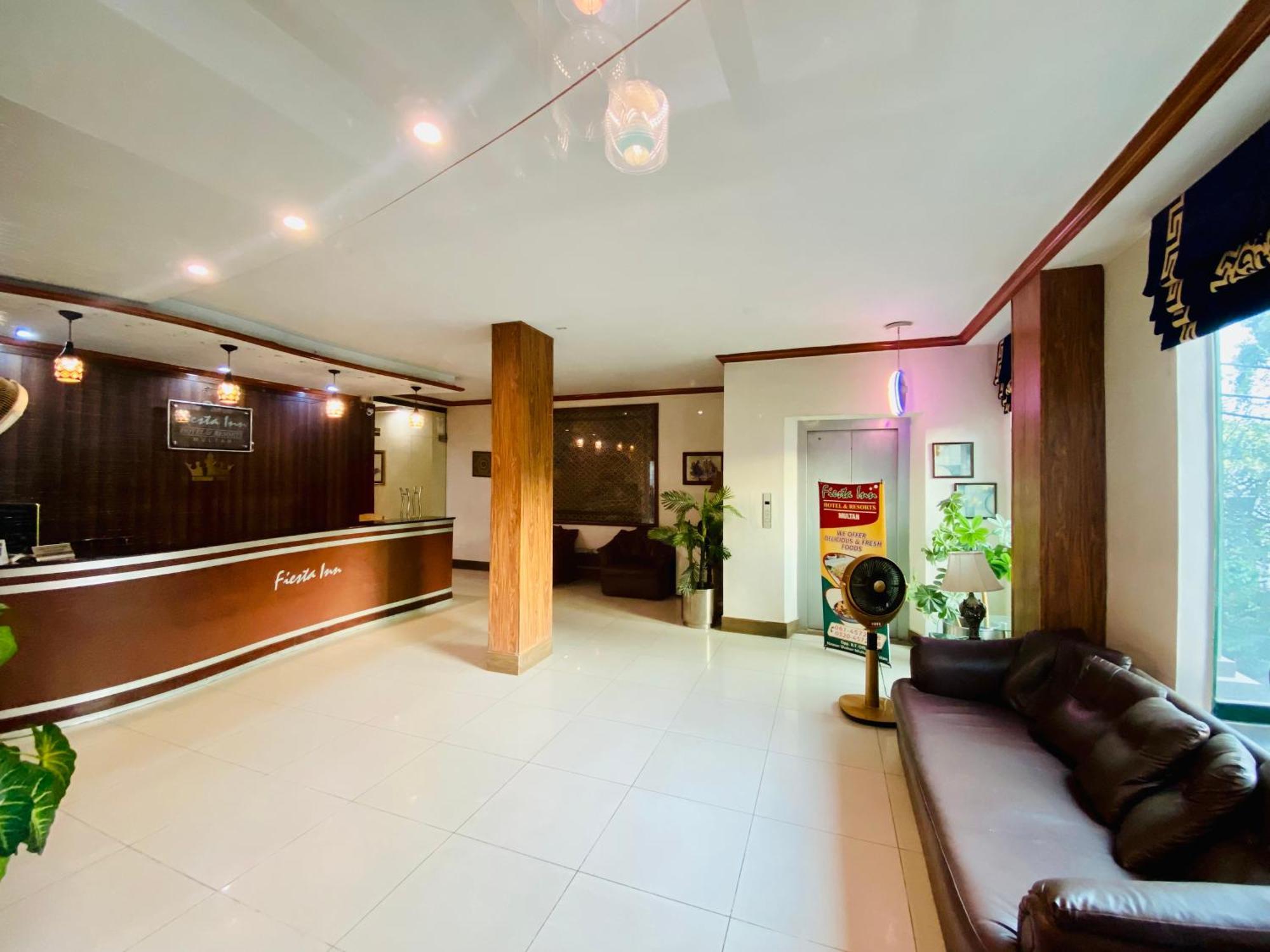 Fiesta Inn Hotel & Resorts Multan Exterior photo